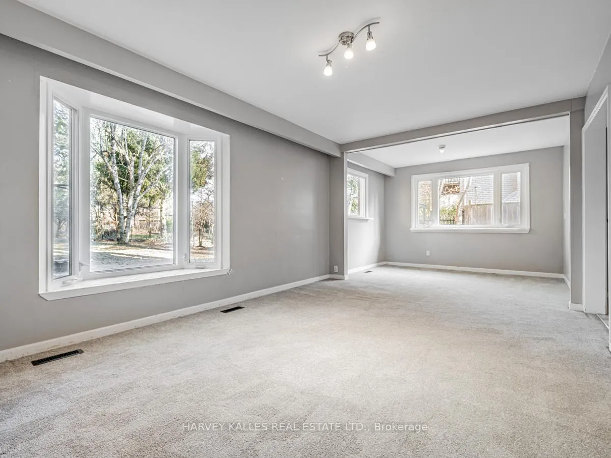 Photo 13 of 151 Henderson Avenue, Markham, Thornhill — HOMEH