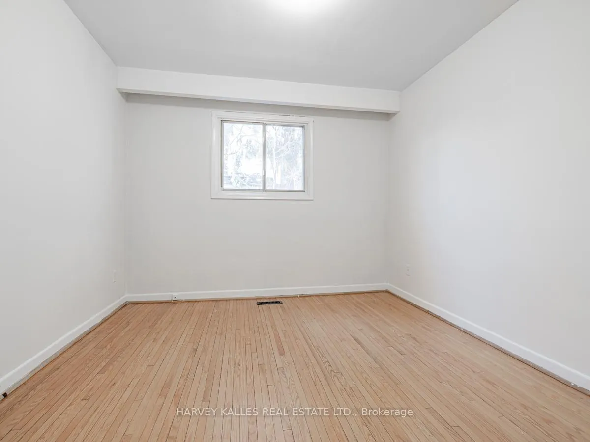 Photo 14 of 151 Henderson Avenue, Markham, Thornhill — HOMEH