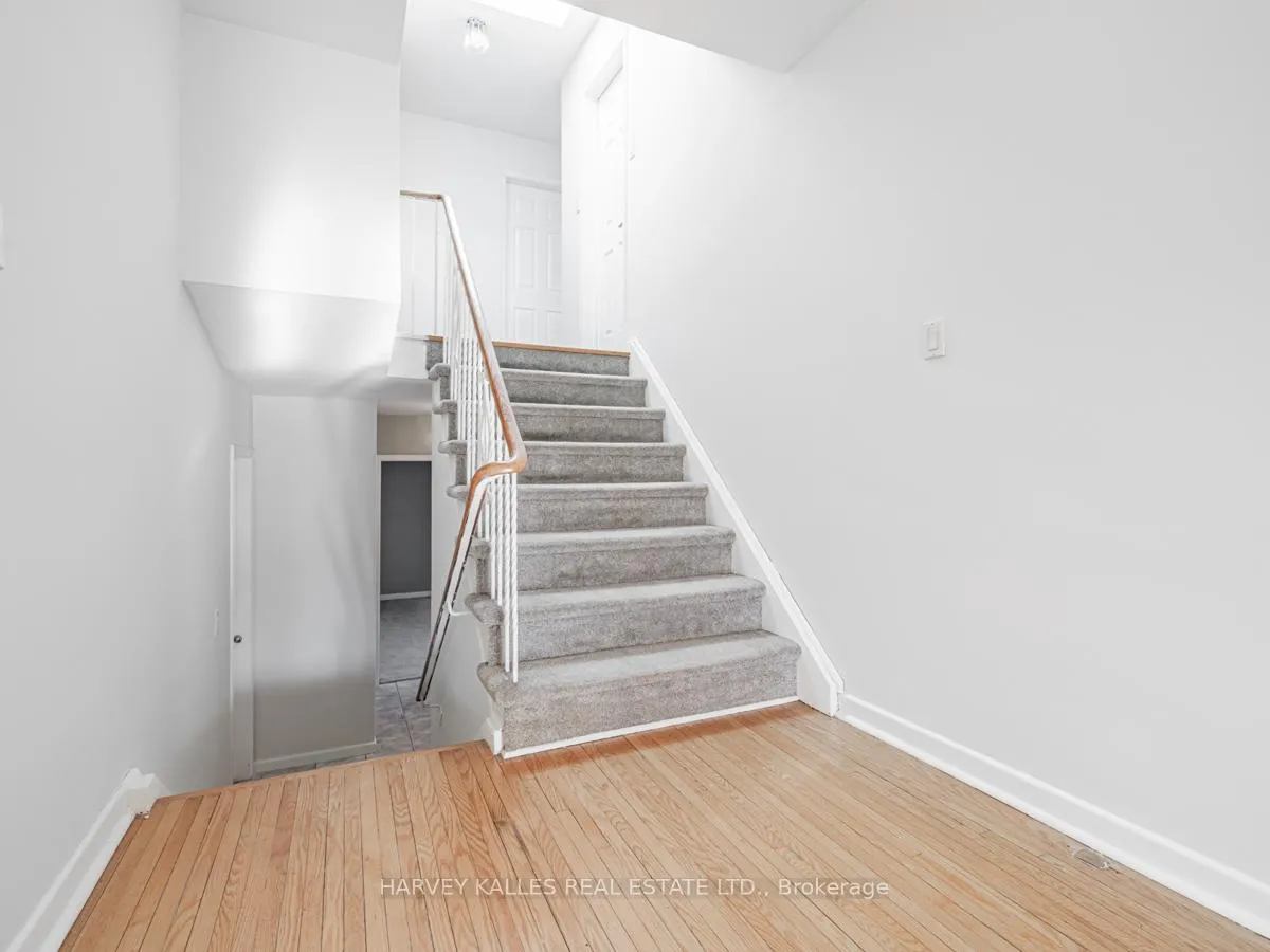Photo 15 of 151 Henderson Avenue, Markham, Thornhill — HOMEH