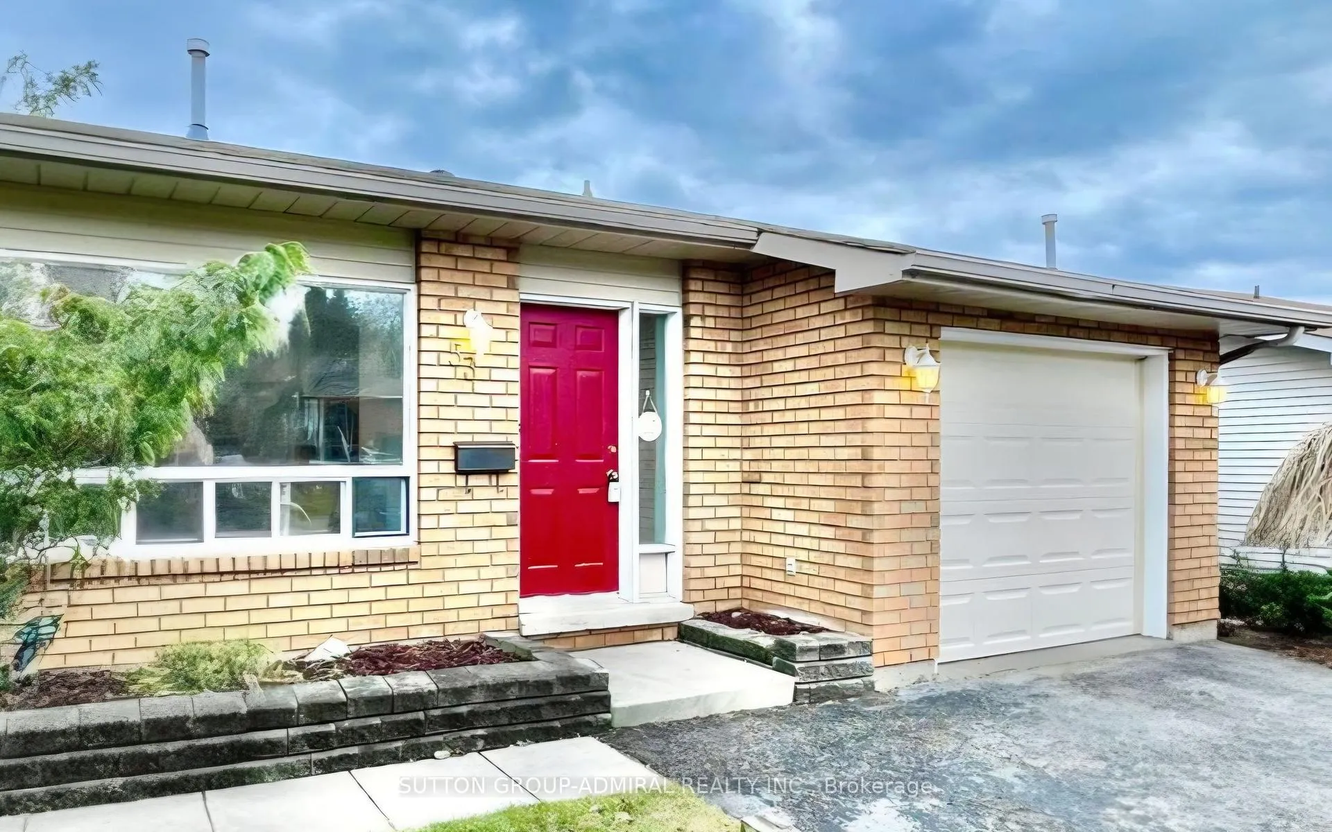 Photo 1 of 53 Eden Drive, Barrie, Letitia Heights — HOMEH