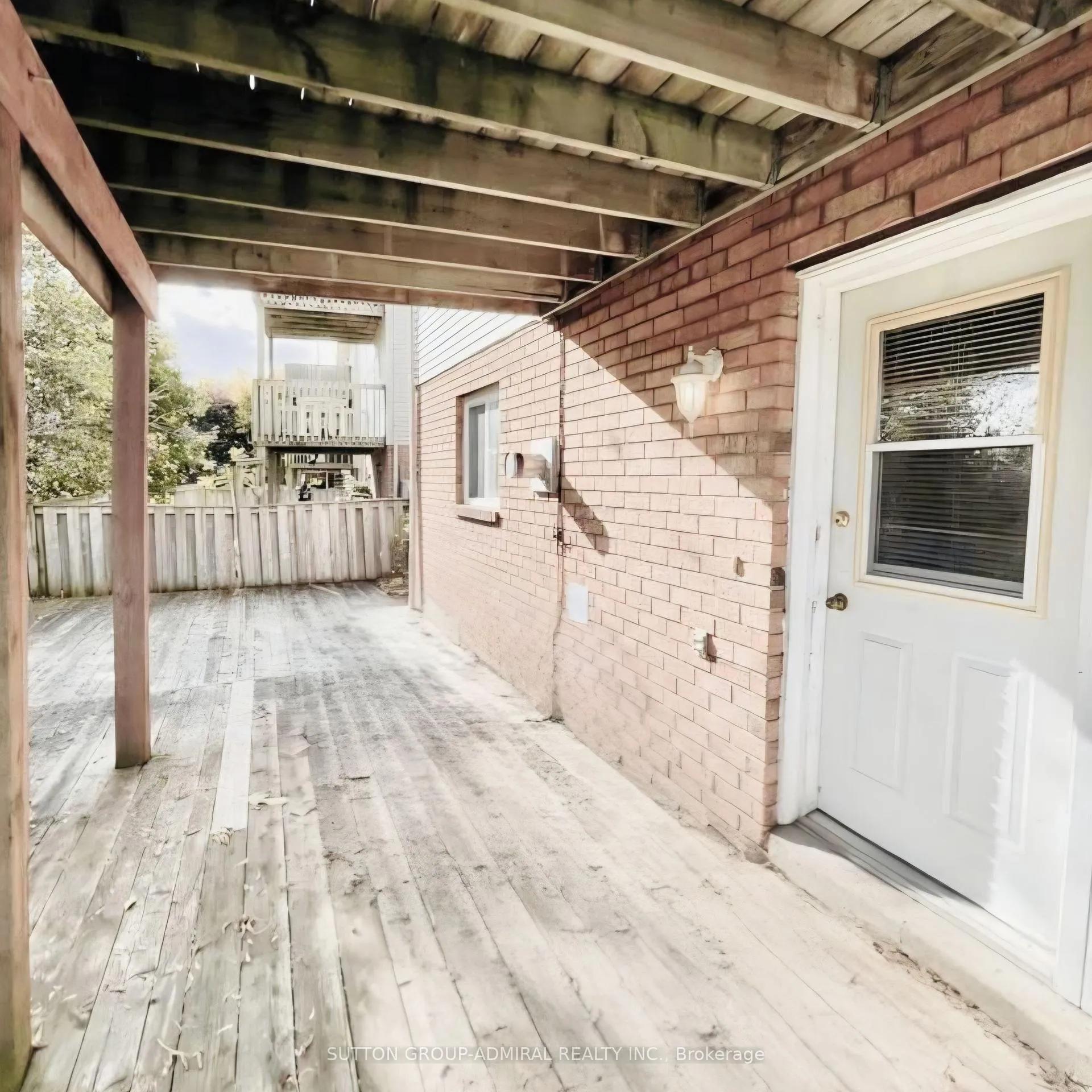 Photo 7 of 53 Eden Drive, Barrie, Letitia Heights — HOMEH