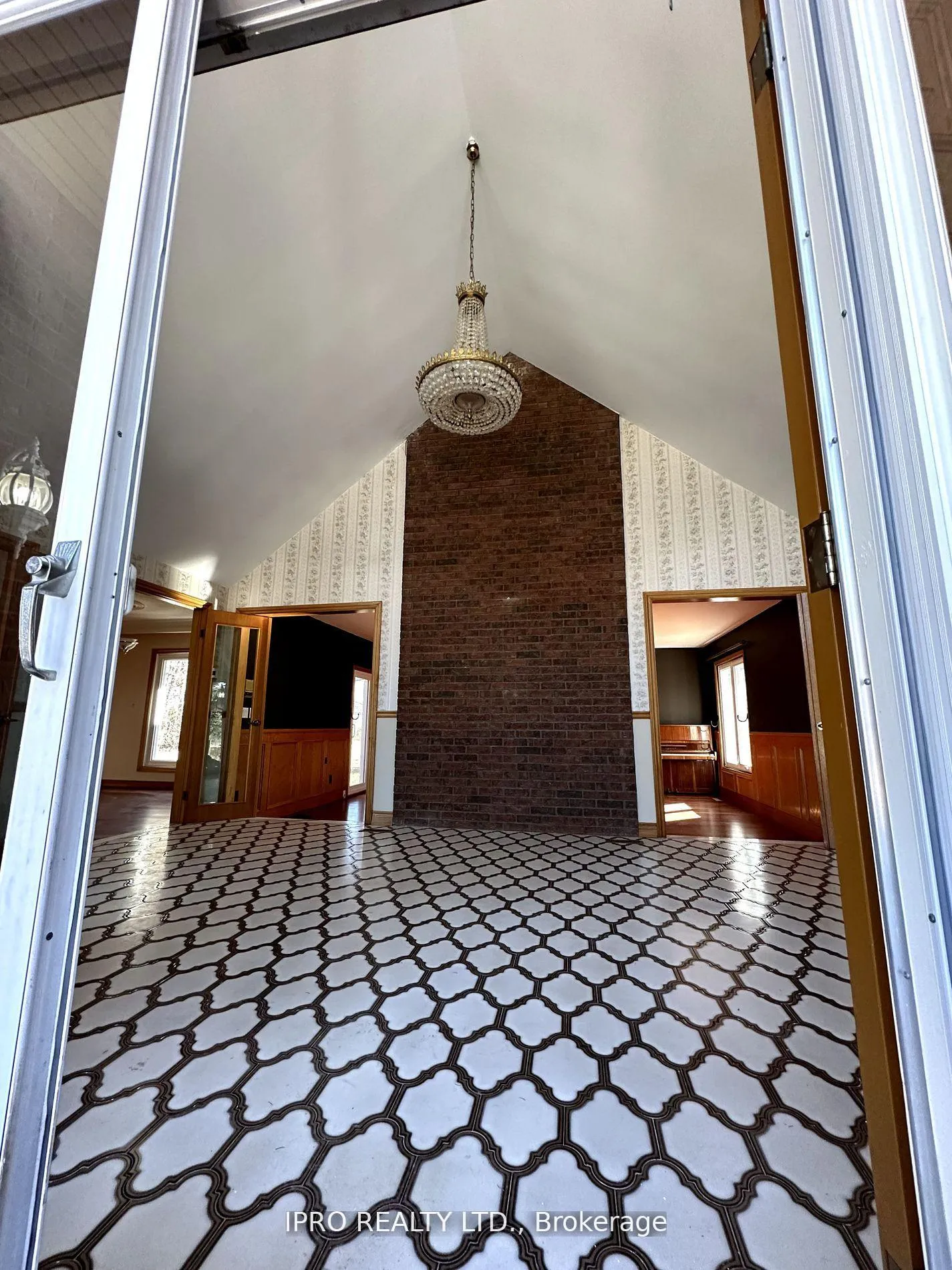 Photo 8 of 3897 19th Avenue, Markham, Rural Markham — HOMEH