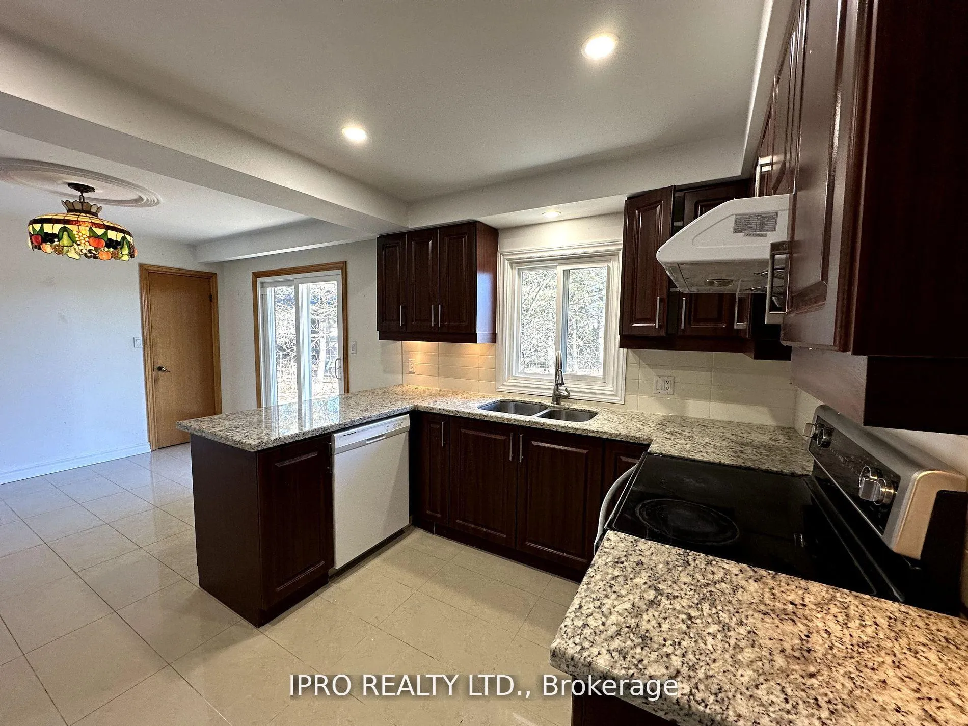 Photo 9 of 3897 19th Avenue, Markham, Rural Markham — HOMEH