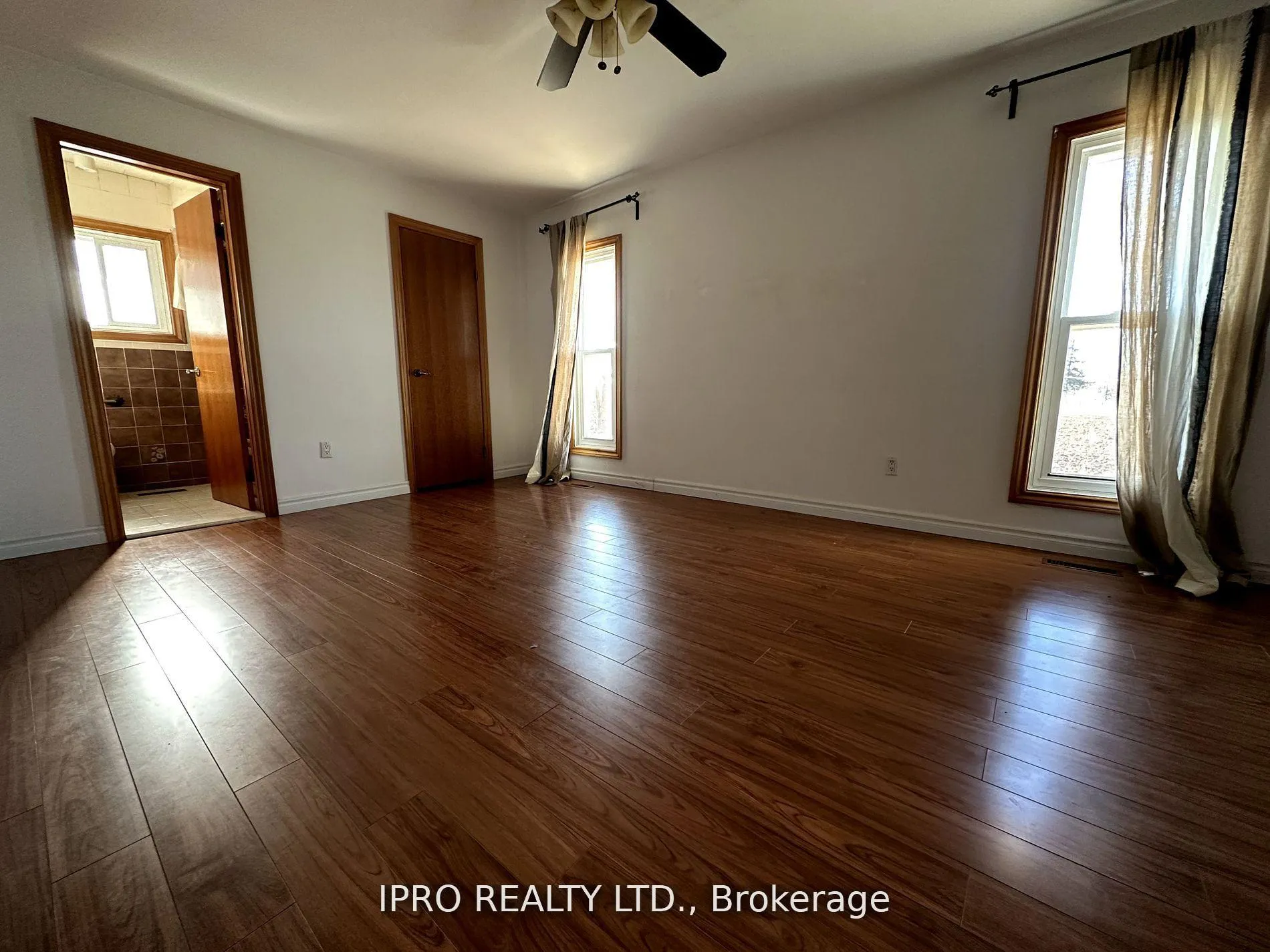 Photo 17 of 3897 19th Avenue, Markham, Rural Markham — HOMEH