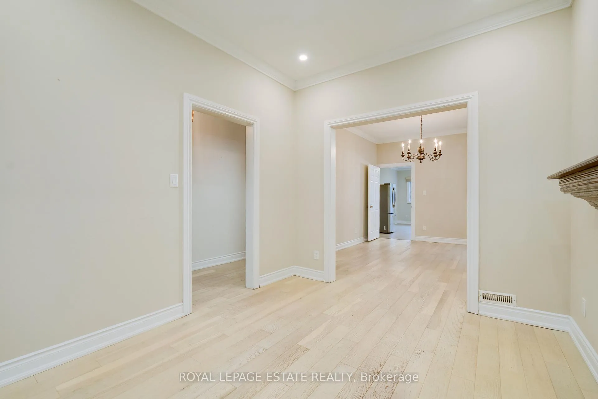 Photo 5 of 361 Brock Avenue, Toronto, Dufferin Grove — HOMEH
