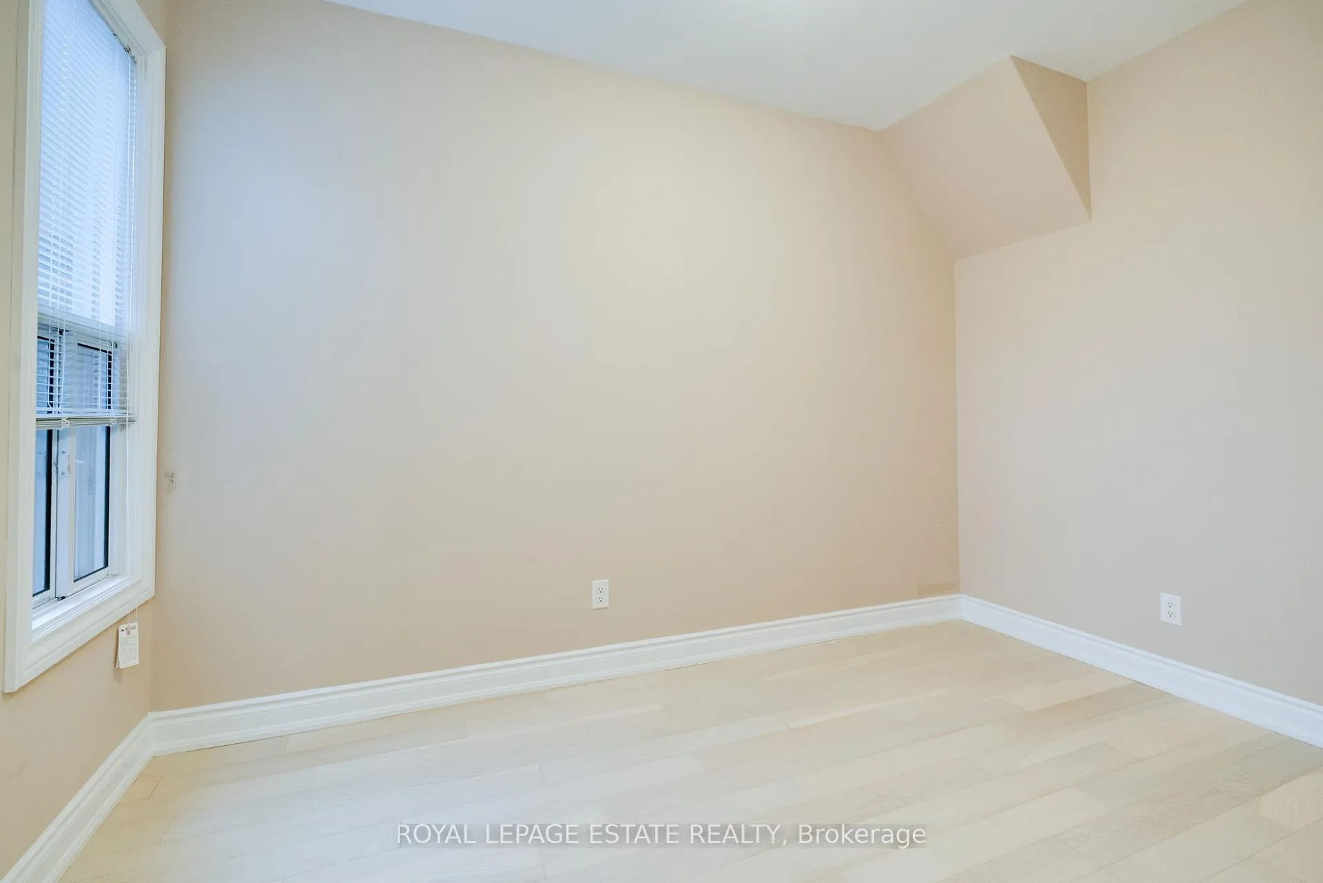 Photo 17 of 361 Brock Avenue, Toronto, Dufferin Grove — HOMEH