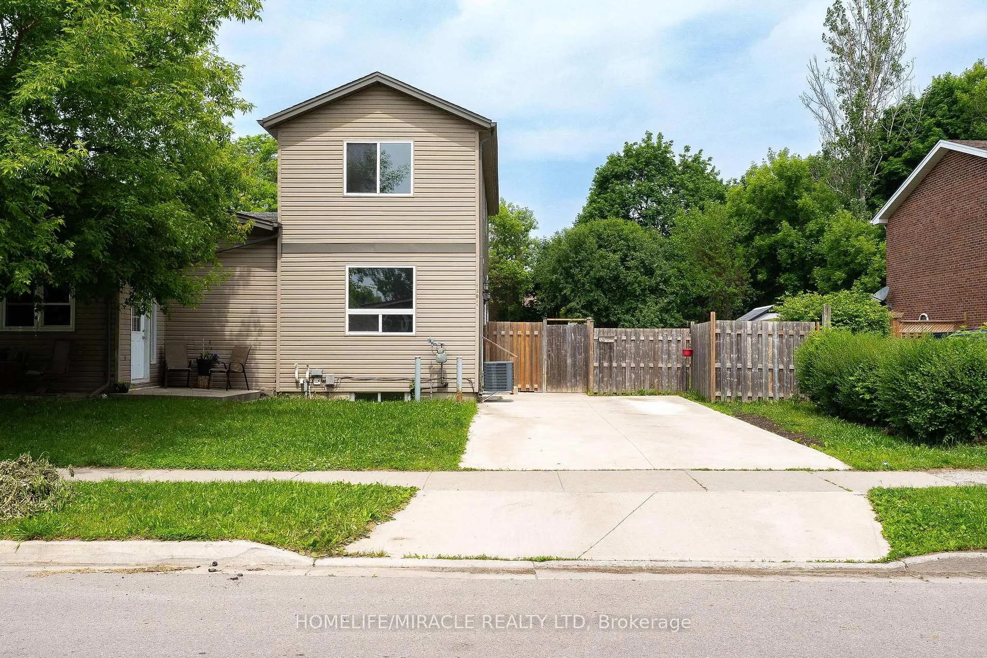 Photo 1 of 120 Jansen Avenue, Kitchener — HOMEH