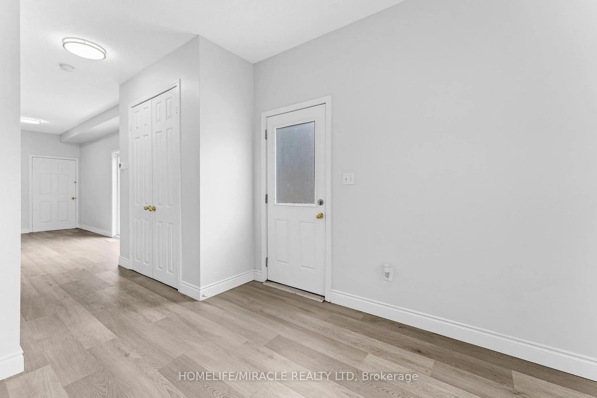 Photo 7 of 120 Jansen Avenue, Kitchener — HOMEH