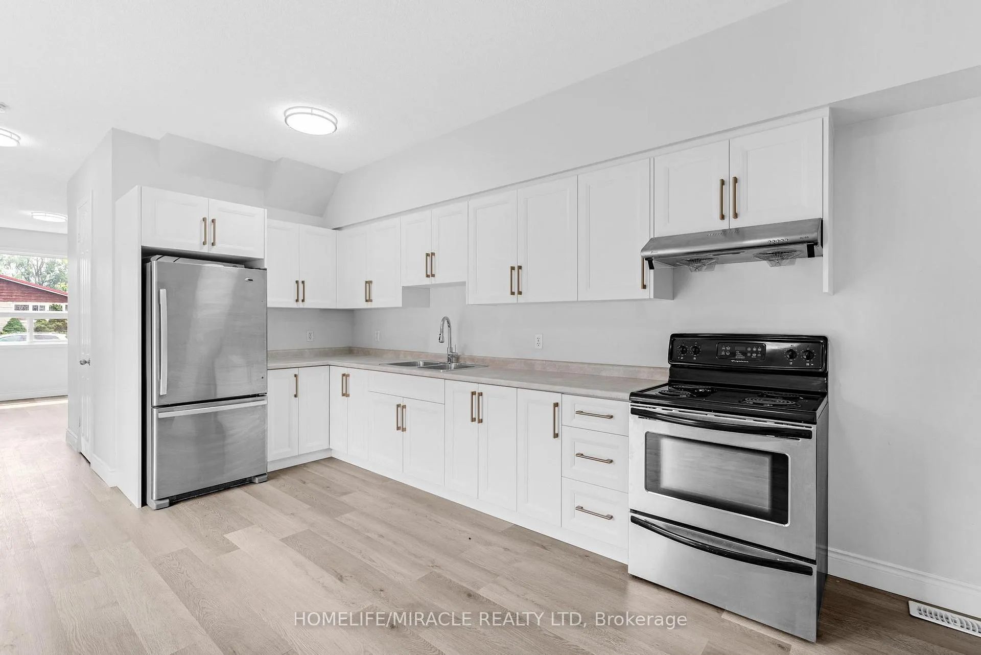 Photo 14 of 120 Jansen Avenue, Kitchener — HOMEH