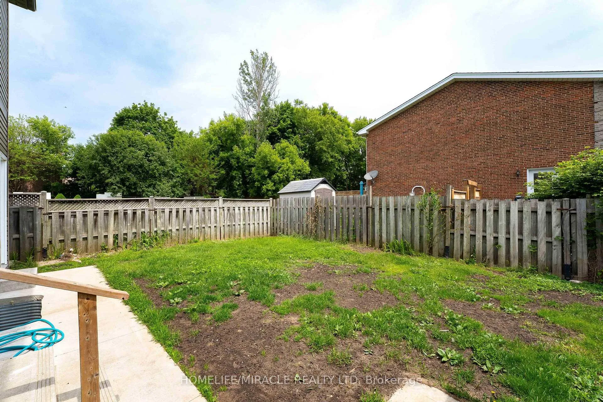 Photo 31 of 120 Jansen Avenue, Kitchener — HOMEH