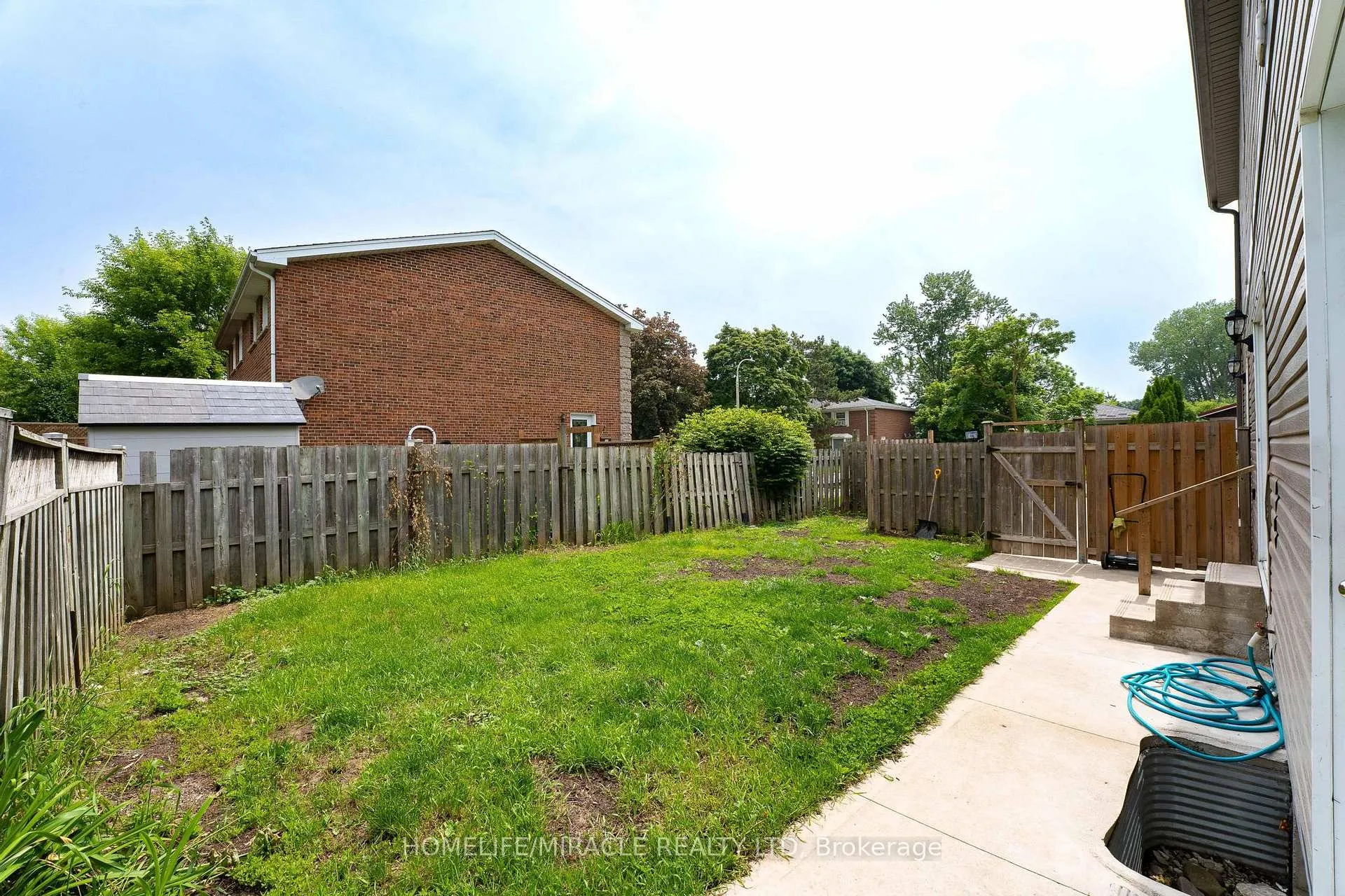 Photo 32 of 120 Jansen Avenue, Kitchener — HOMEH