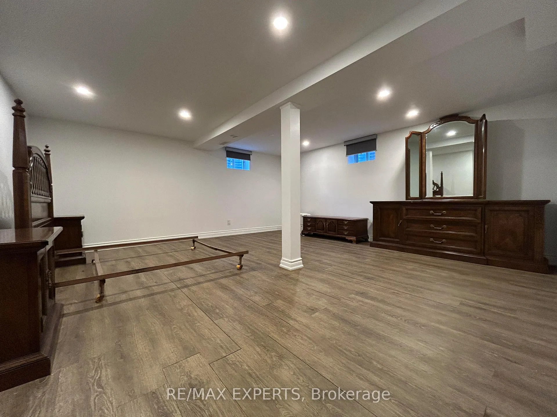 Photo 11 of Unit Lower, 206 Helen Street, Vaughan, East Woodbridge — HOMEH