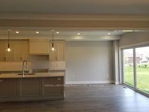 Photo 4 of 44 St Augustine Drive, Whitby, Brooklin — HOMEH