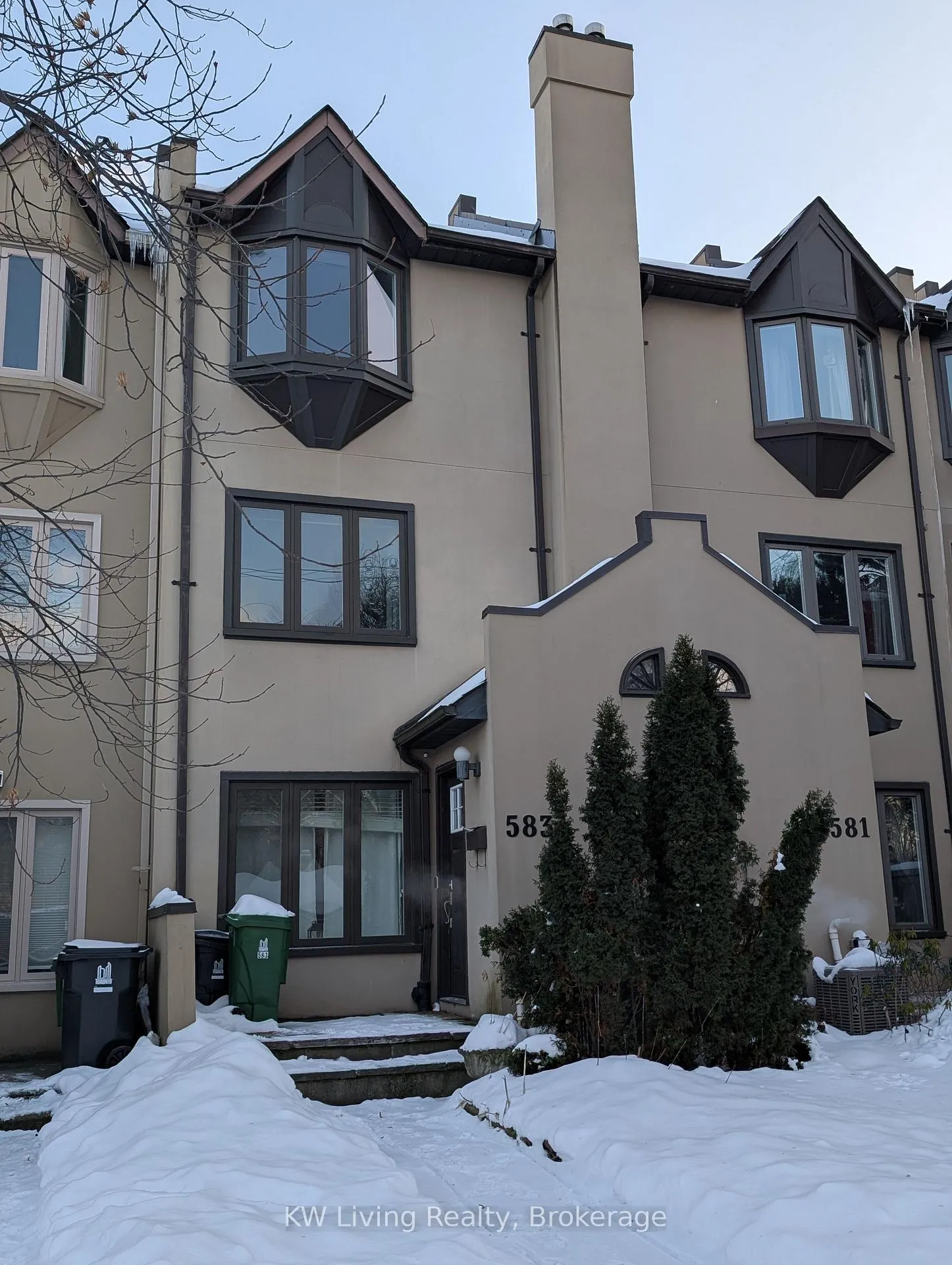 Photo 1 of 583 Roehampton Avenue, Toronto, Mount Pleasant East — HOMEH
