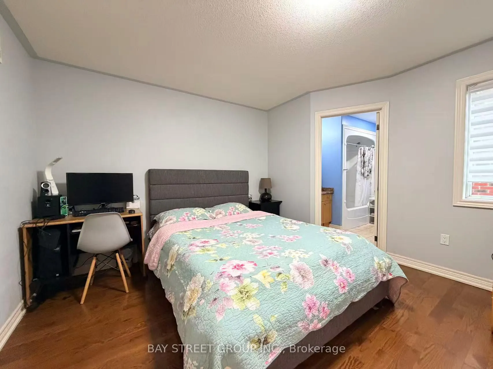 Photo 13 of 8483 Glavcic Drive, Niagara Falls, Forestview — HOMEH