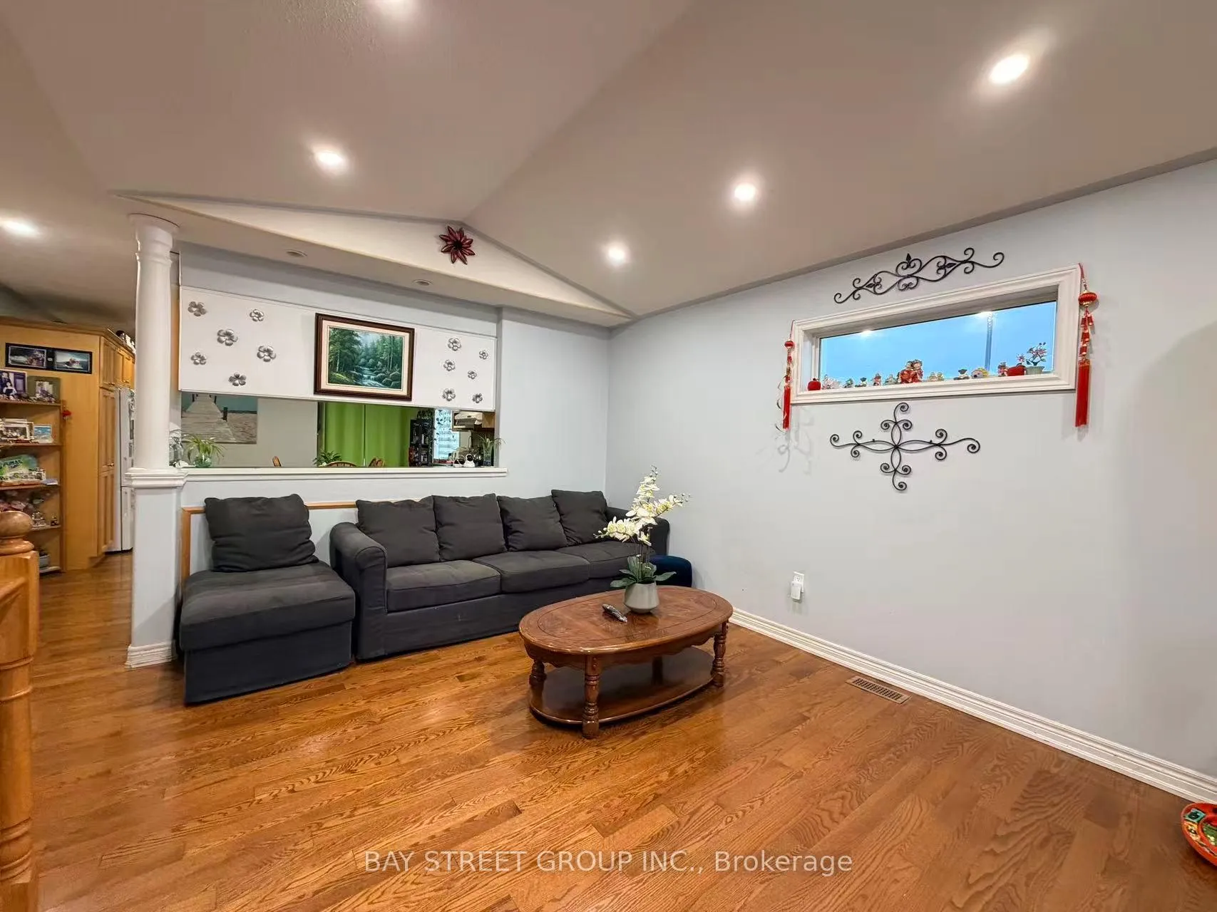 Photo 20 of 8483 Glavcic Drive, Niagara Falls, Forestview — HOMEH