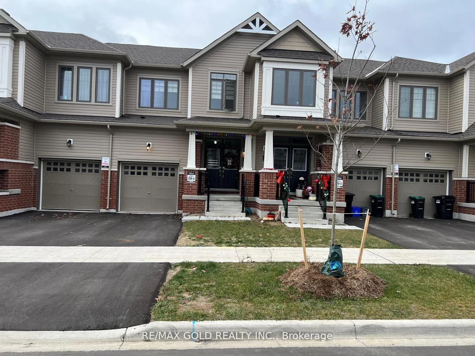 Photo 1 of 31 Tamworth Terrace, Barrie, Rural Barrie Southeast — HOMEH