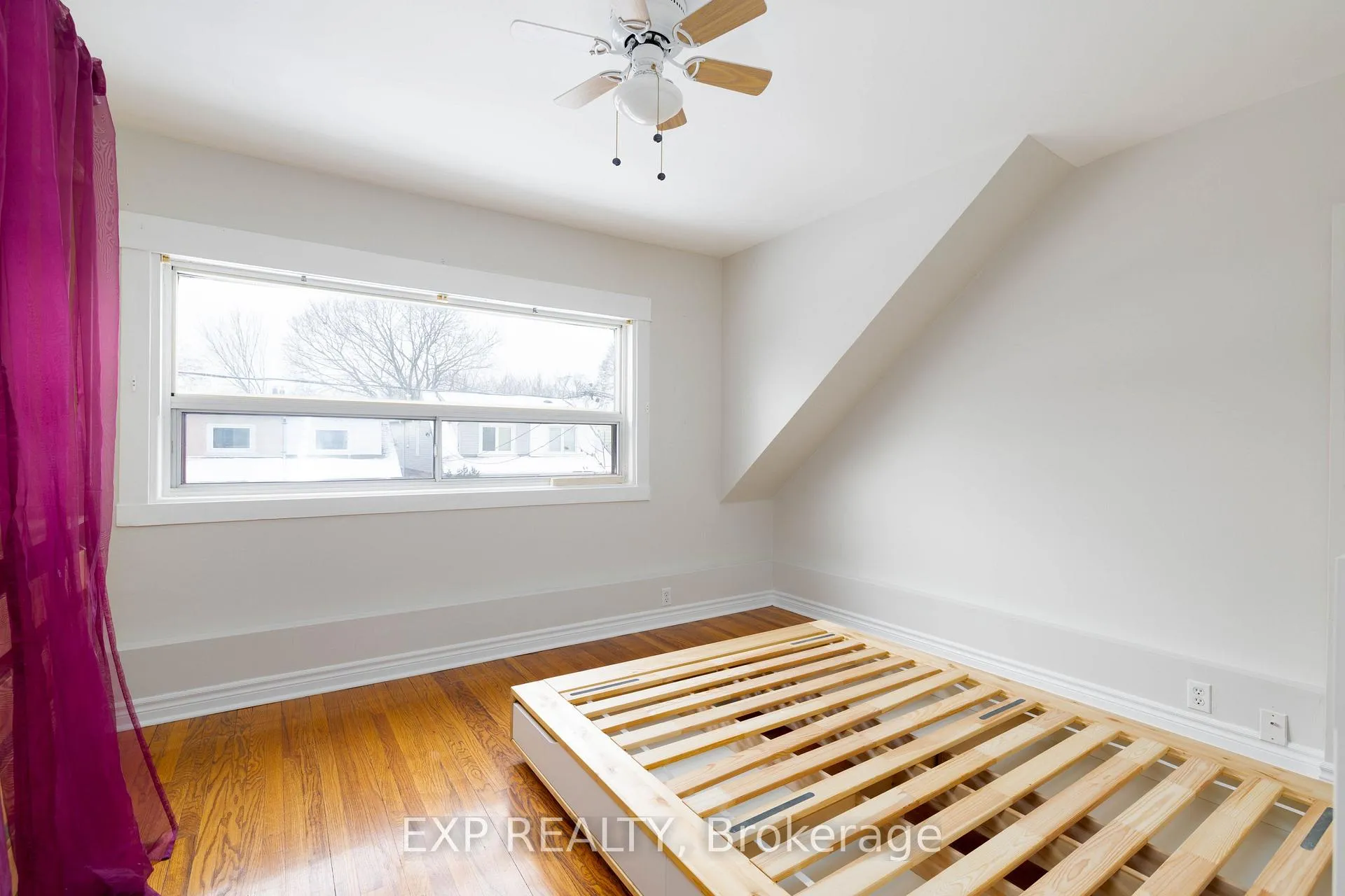 Photo 9 of 137 Bastedo Avenue, Toronto, Woodbine Corridor — HOMEH