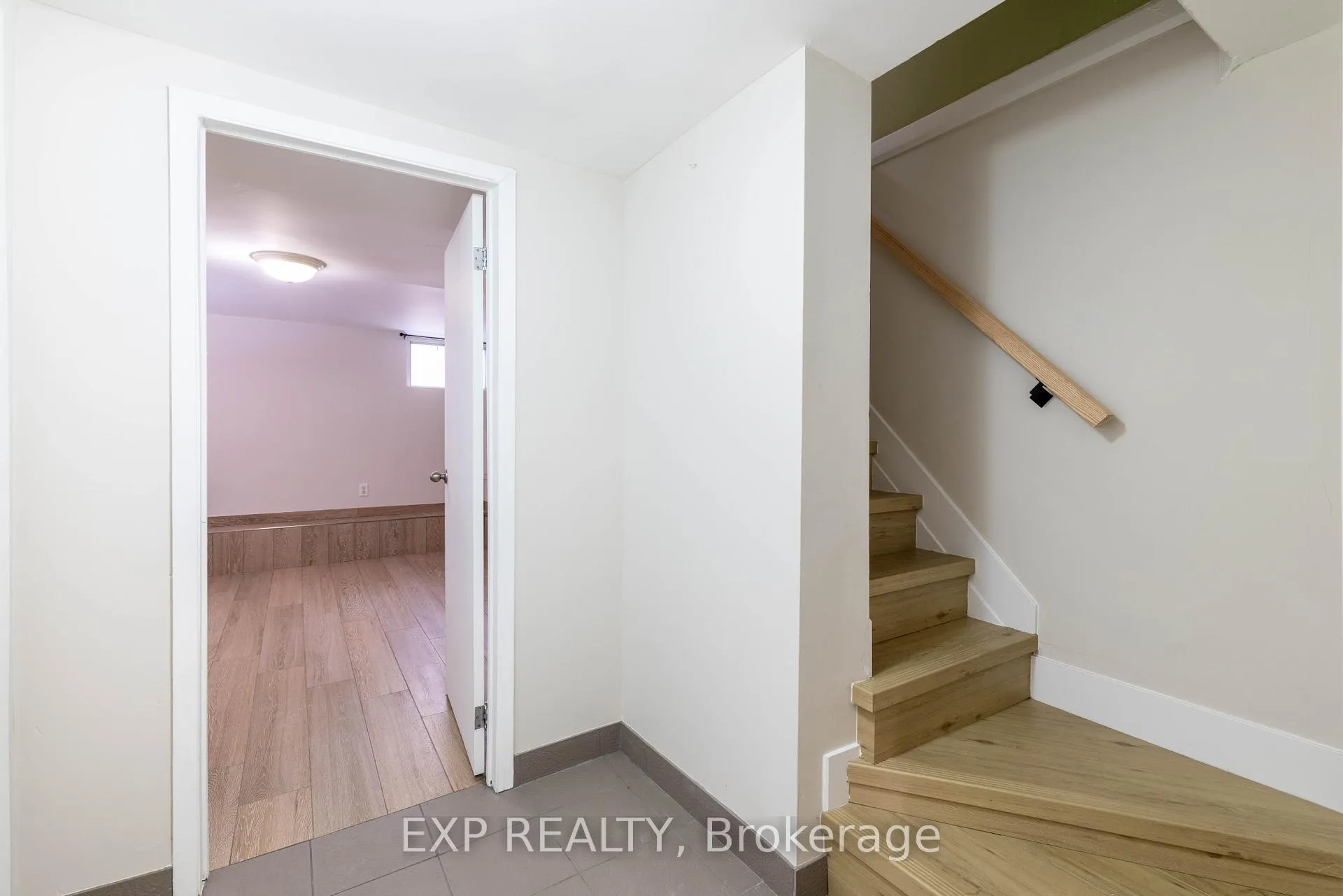 Photo 19 of 137 Bastedo Avenue, Toronto, Woodbine Corridor — HOMEH