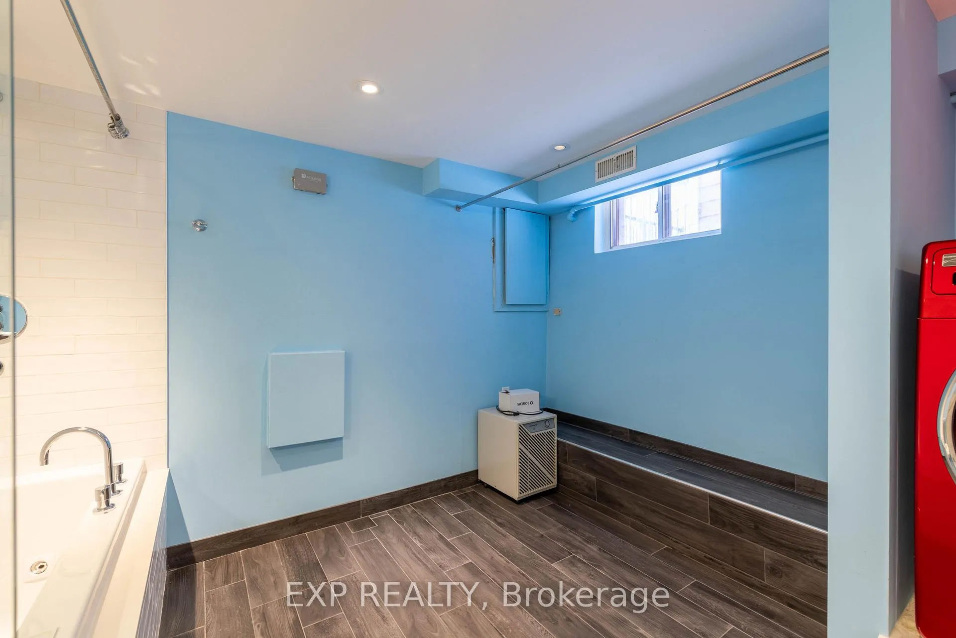 Photo 25 of 137 Bastedo Avenue, Toronto, Woodbine Corridor — HOMEH