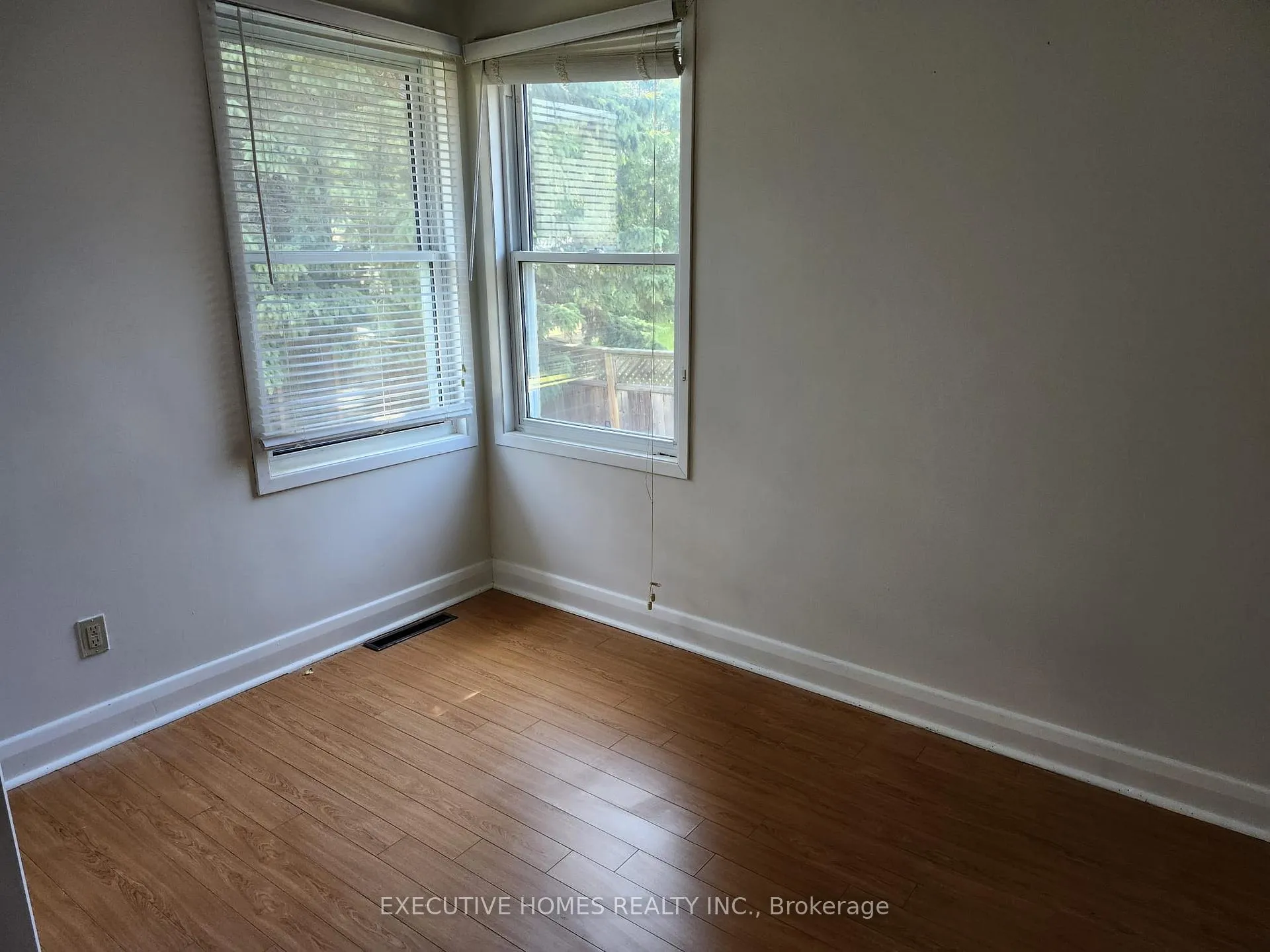 Photo 5 of 25-B Amos Avenue, Waterloo — HOMEH