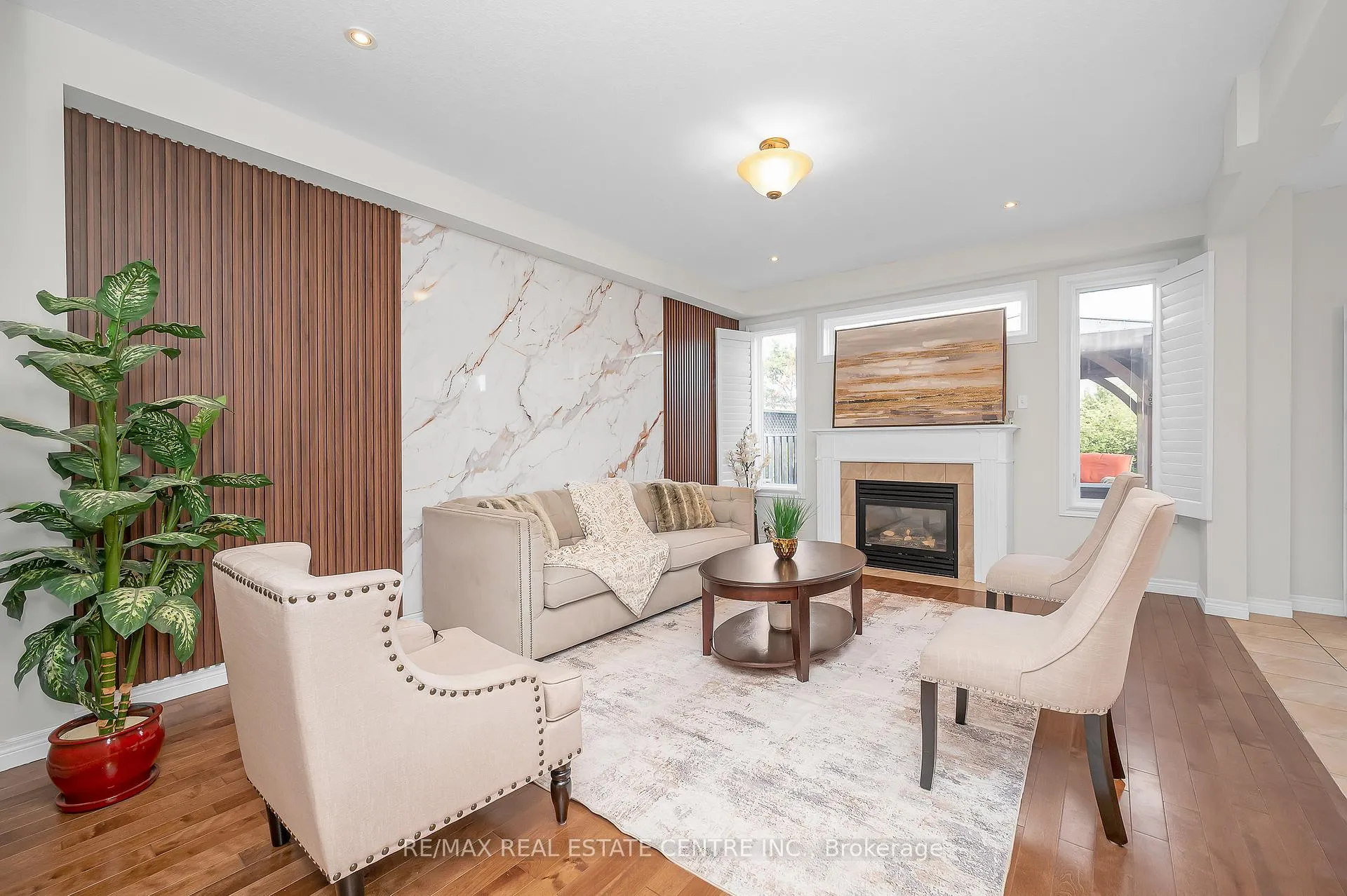 Photo 11 of 733 Stone Church Road E, Hamilton, Randall — HOMEH