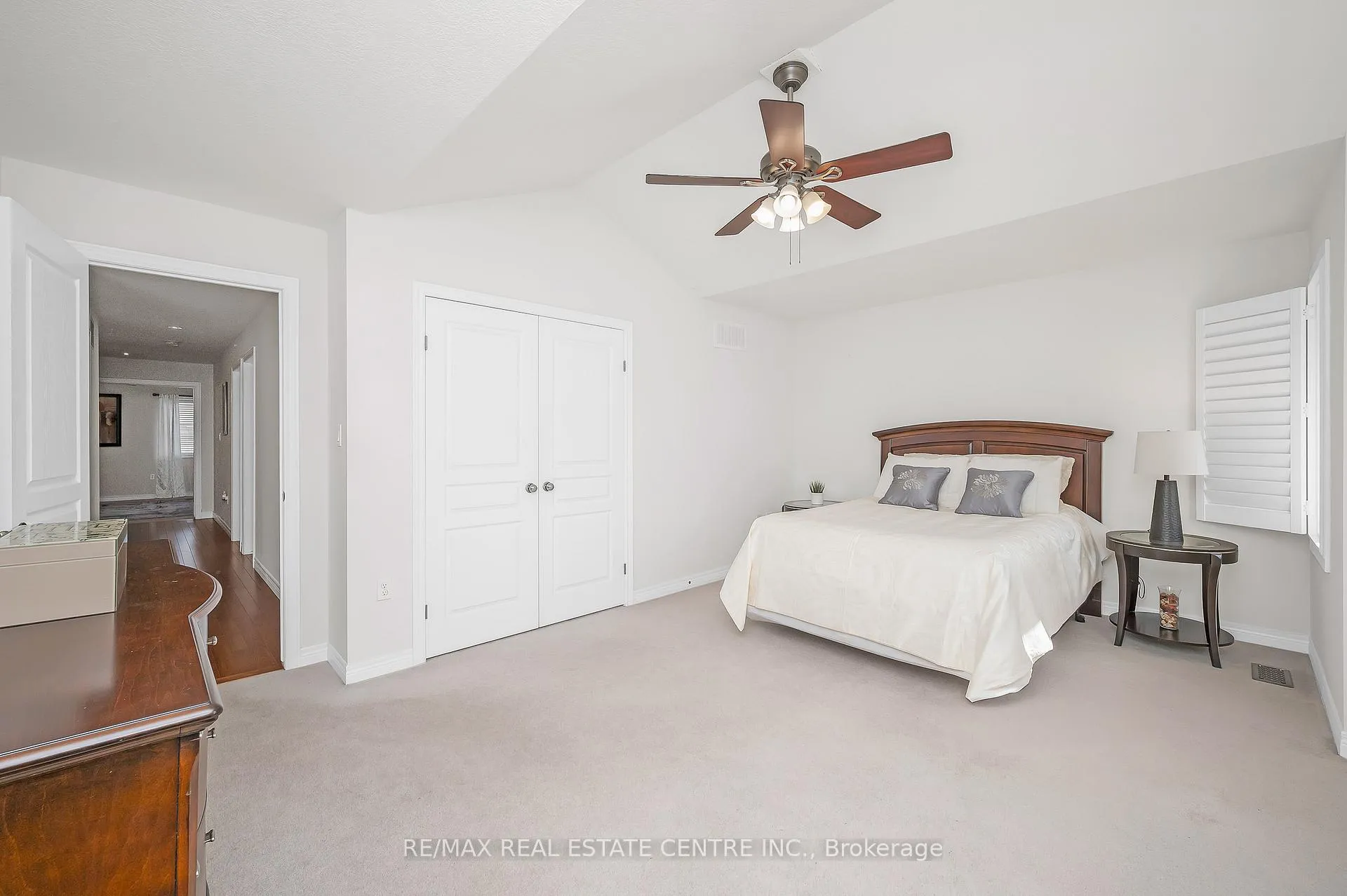 Photo 17 of 733 Stone Church Road E, Hamilton, Randall — HOMEH