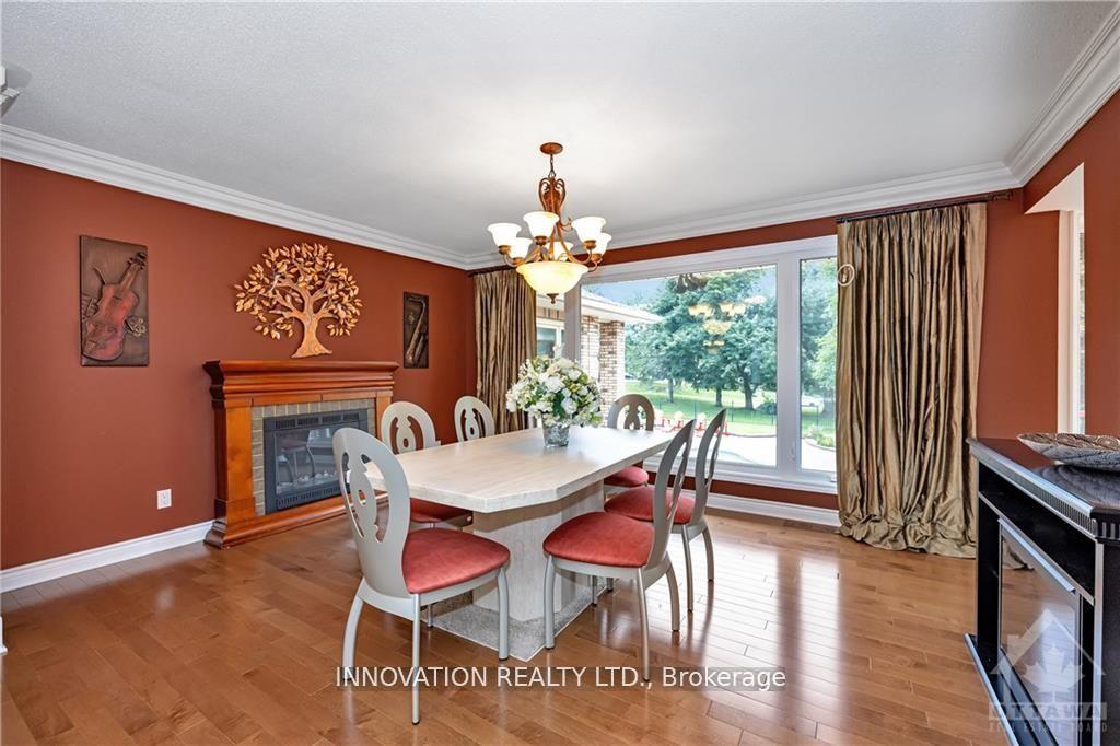 Photo 9 of 105 Locharron Crescent, Ottawa, Huntley Ward (South East) — HOMEH