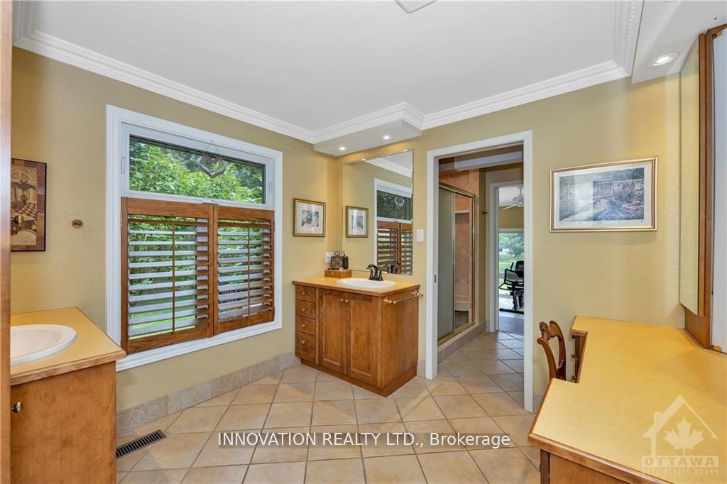Photo 15 of 105 Locharron Crescent, Ottawa, Huntley Ward (South East) — HOMEH