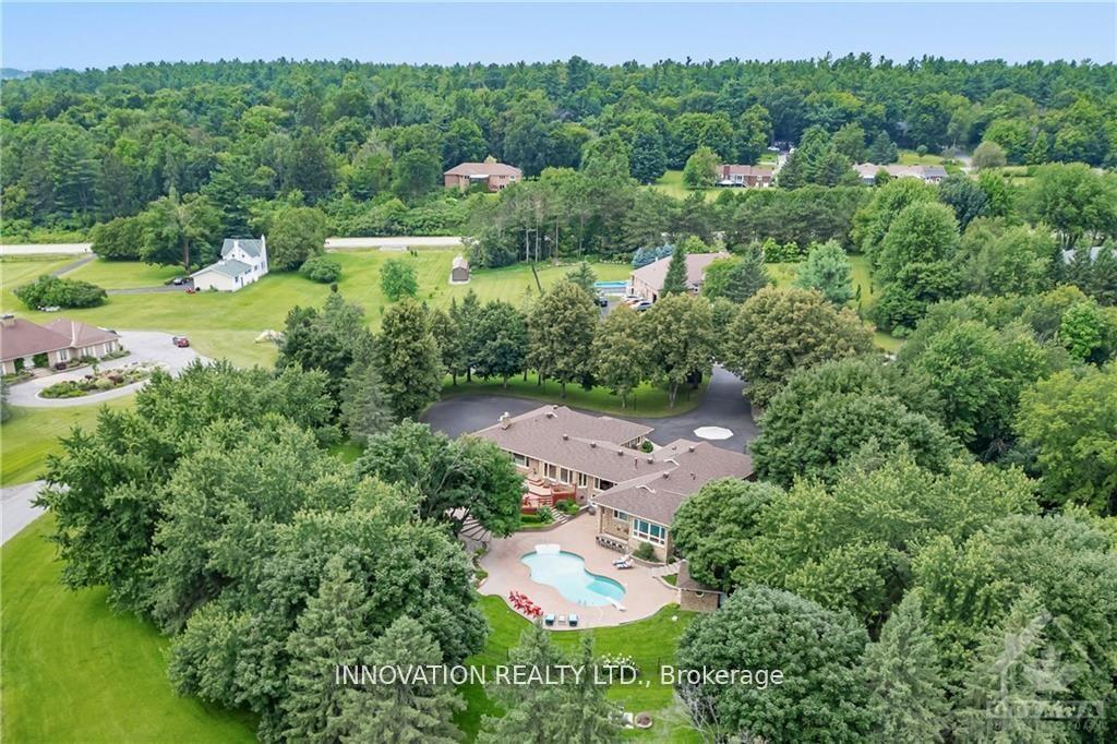 Photo 30 of 105 Locharron Crescent, Ottawa, Huntley Ward (South East) — HOMEH