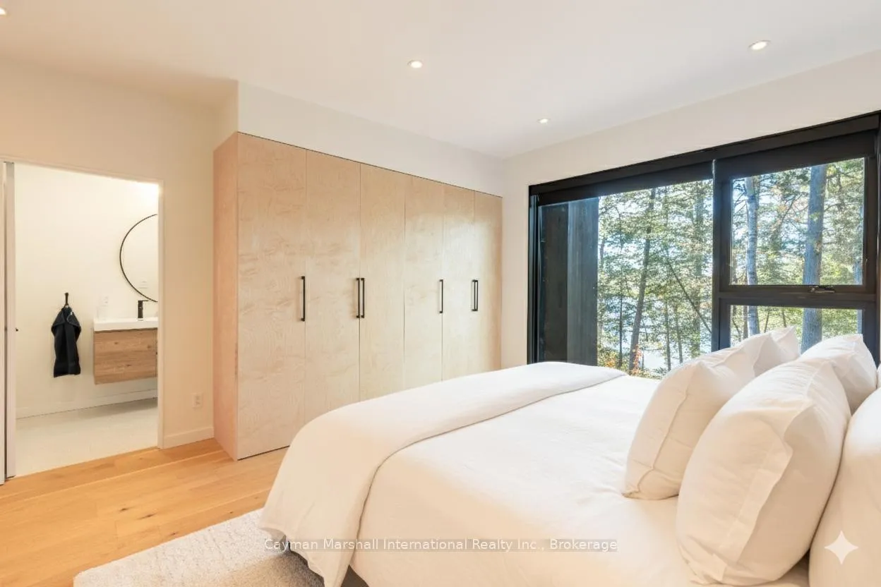 Photo 12 of 1054 Thomas Road, Gravenhurst, Ryde — HOMEH