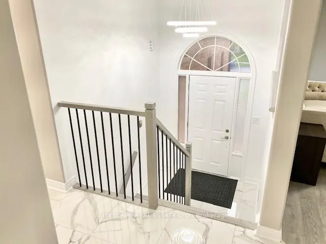 Photo 3 of 169 Cumming Drive, Barrie, Ardagh — HOMEH