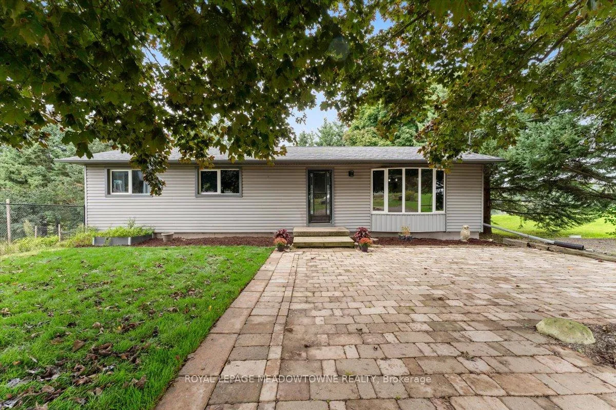 Photo 1 of 1263 Highway 5 W, Hamilton, Rural Flamborough — HOMEH