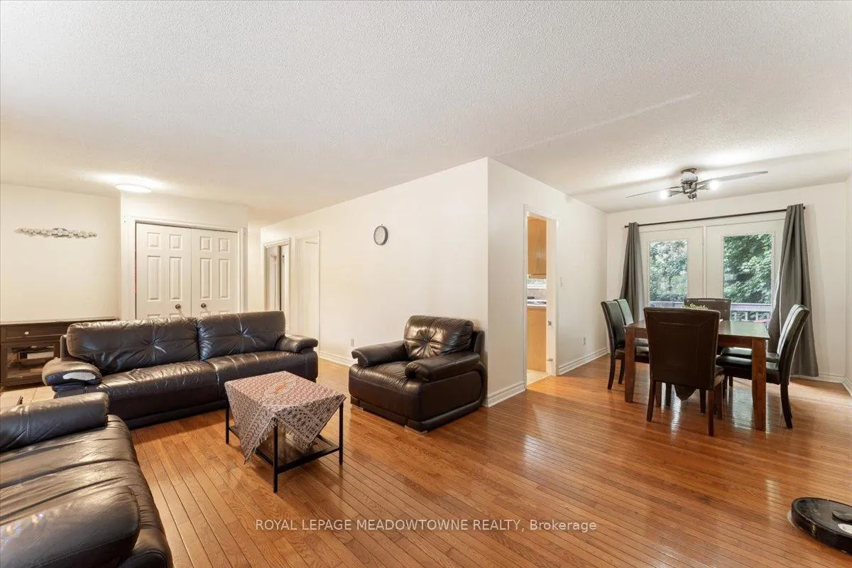 Photo 5 of 1263 Highway 5 W, Hamilton, Rural Flamborough — HOMEH