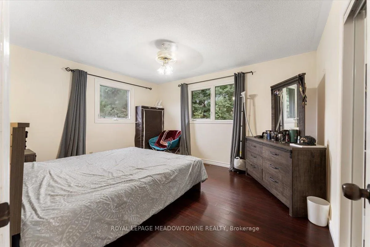 Photo 17 of 1263 Highway 5 W, Hamilton, Rural Flamborough — HOMEH