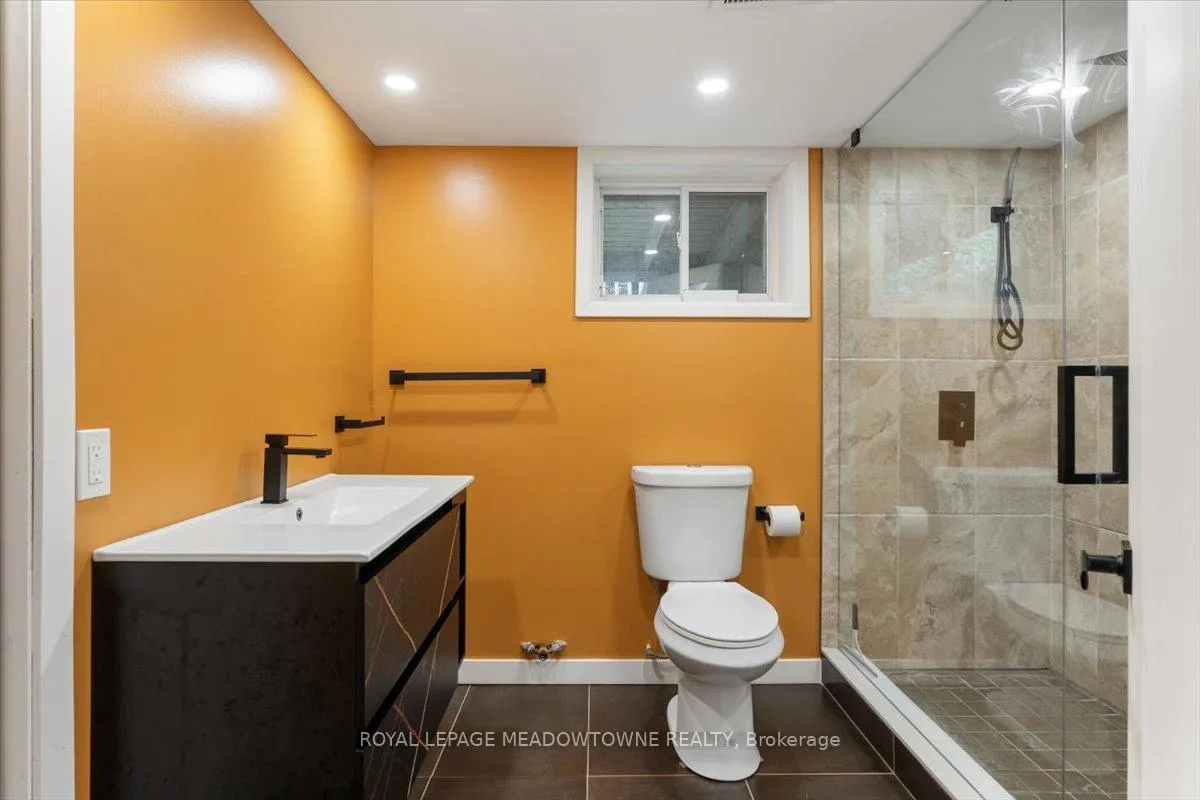 Photo 20 of 1263 Highway 5 W, Hamilton, Rural Flamborough — HOMEH