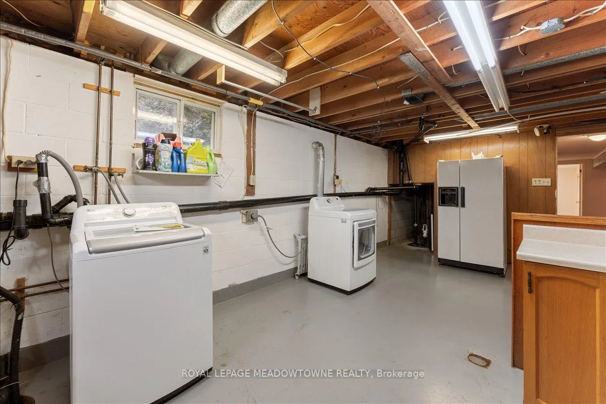 Photo 26 of 1263 Highway 5 W, Hamilton, Rural Flamborough — HOMEH