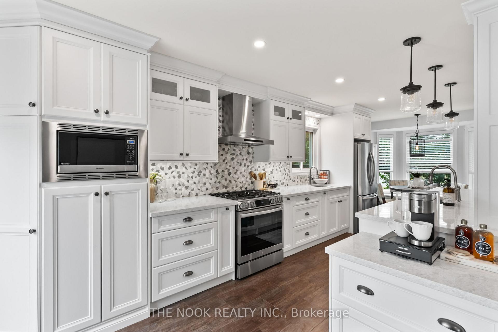 Photo 14 of 111 Avondale Drive, Clarington, Courtice — HOMEH