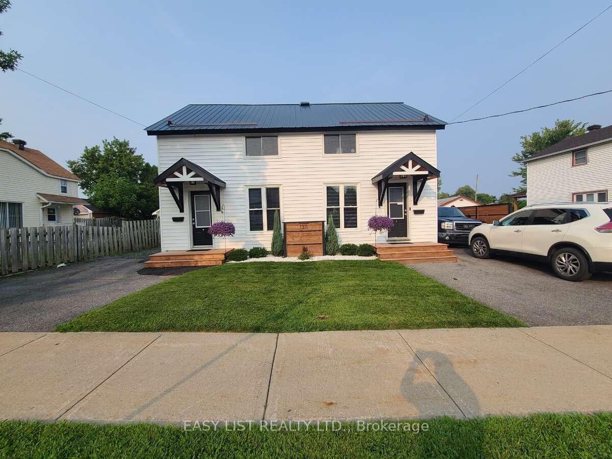 Photo 2 of 1311 Cumberland Street, Cornwall — HOMEH