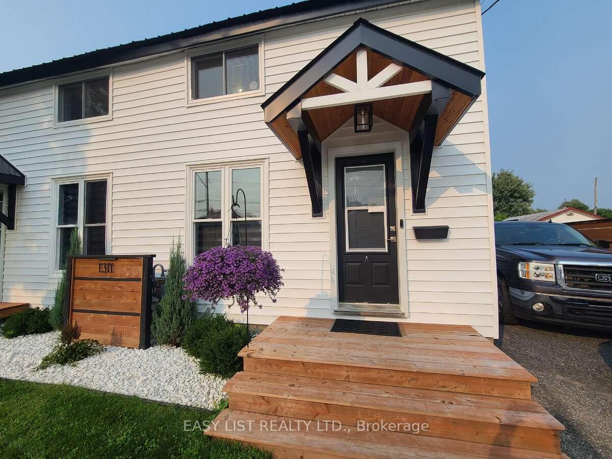 Photo 3 of 1311 Cumberland Street, Cornwall — HOMEH