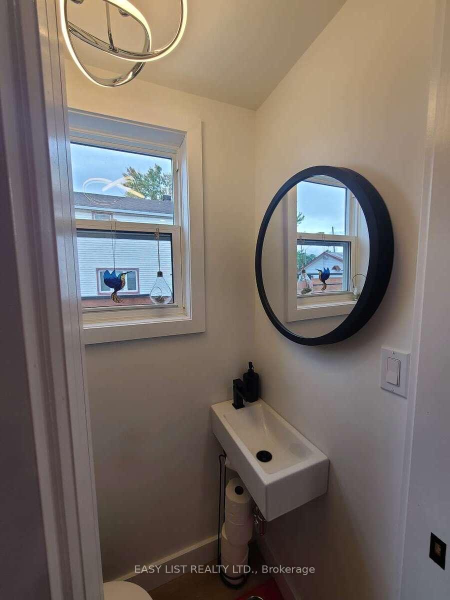 Photo 14 of 1311 Cumberland Street, Cornwall — HOMEH