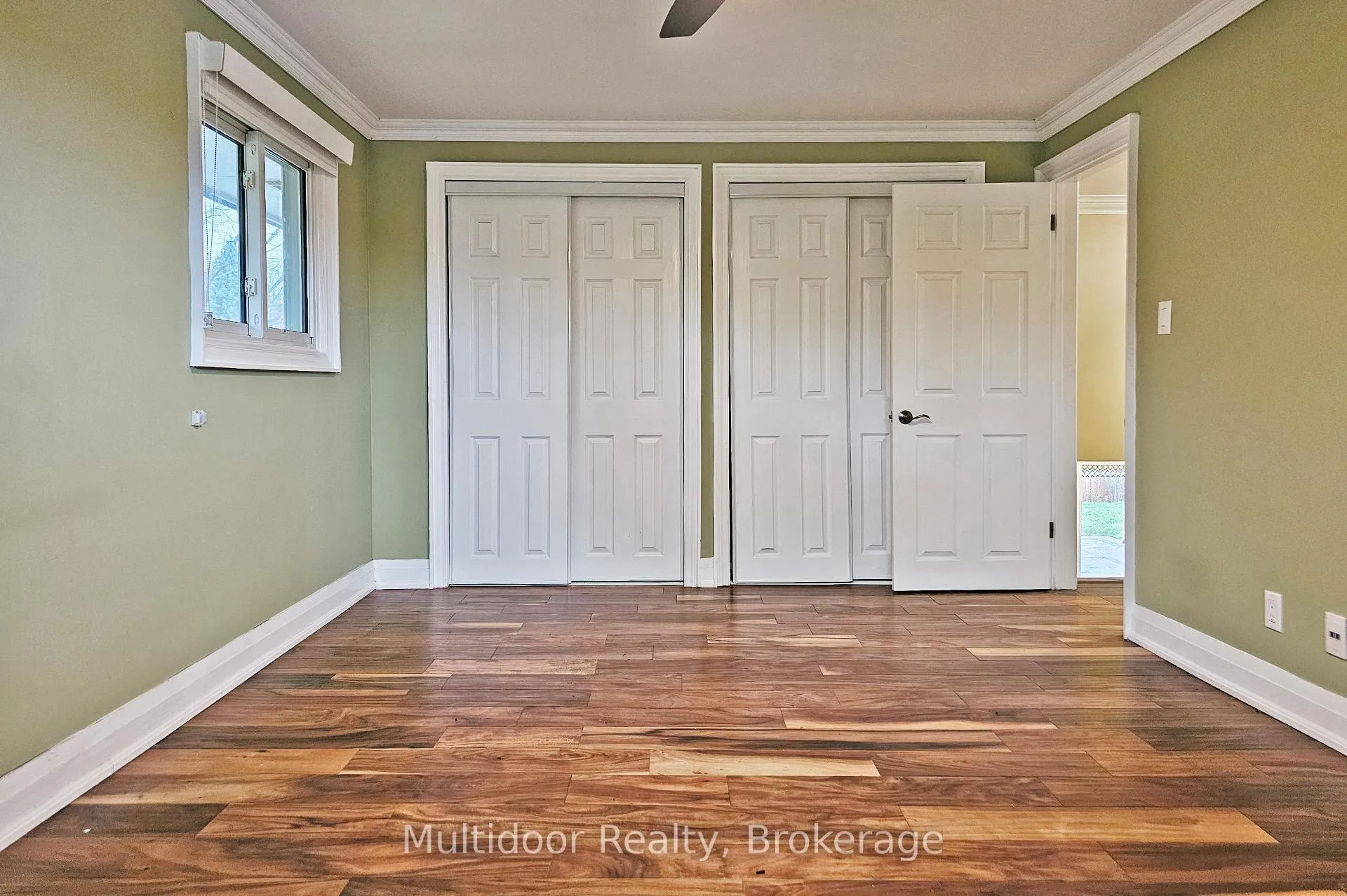 Photo 16 of 871 Swiss Heights, Oshawa, Pinecrest — HOMEH