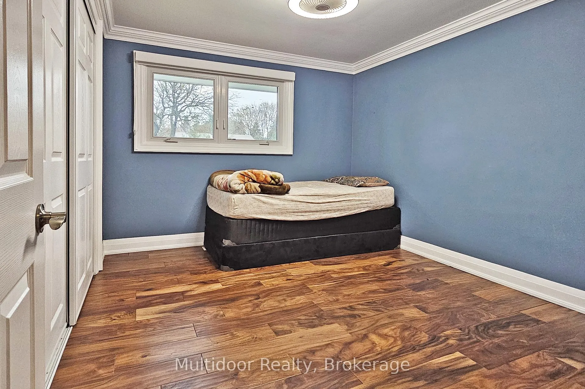 Photo 17 of 871 Swiss Heights, Oshawa, Pinecrest — HOMEH
