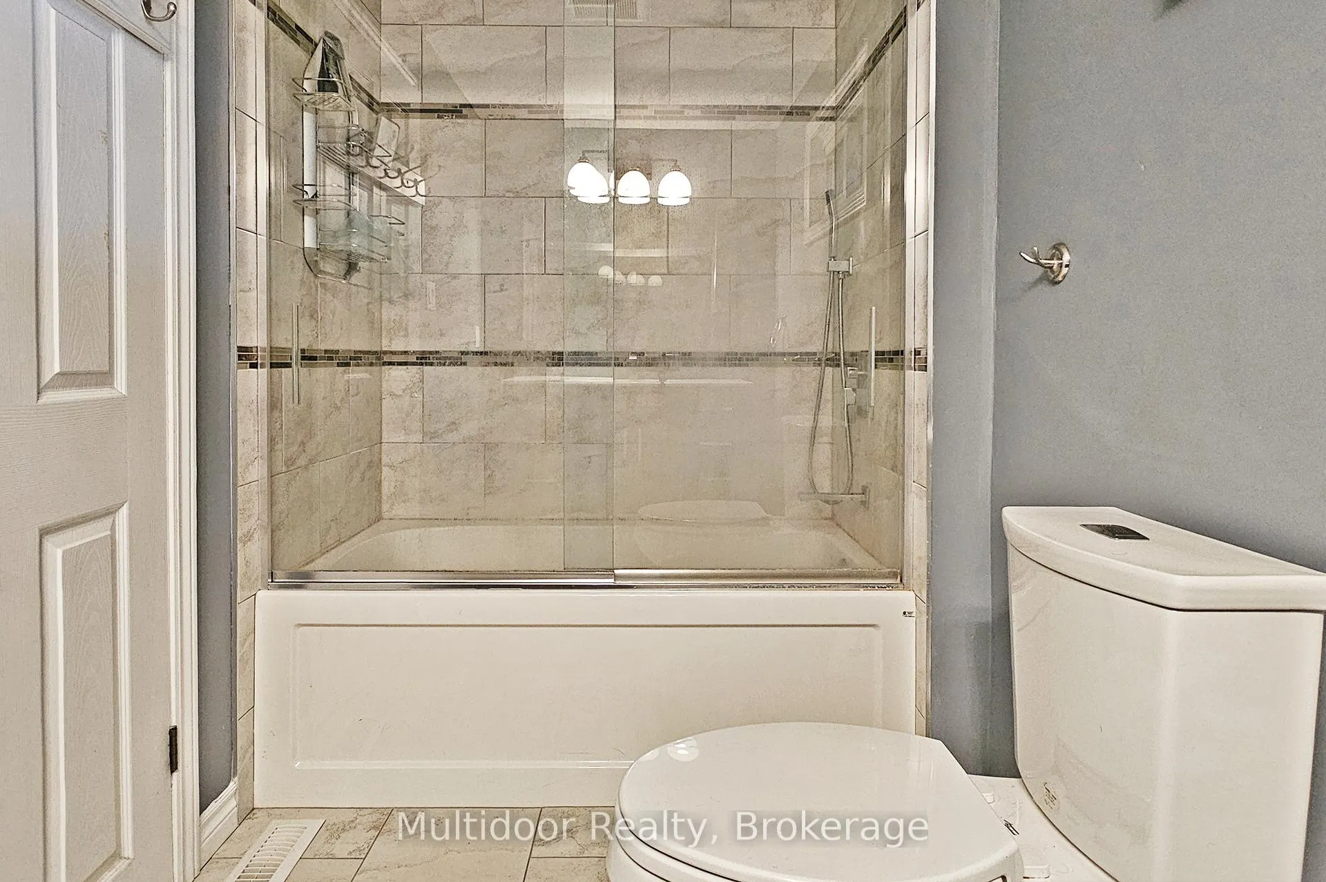 Photo 20 of 871 Swiss Heights, Oshawa, Pinecrest — HOMEH