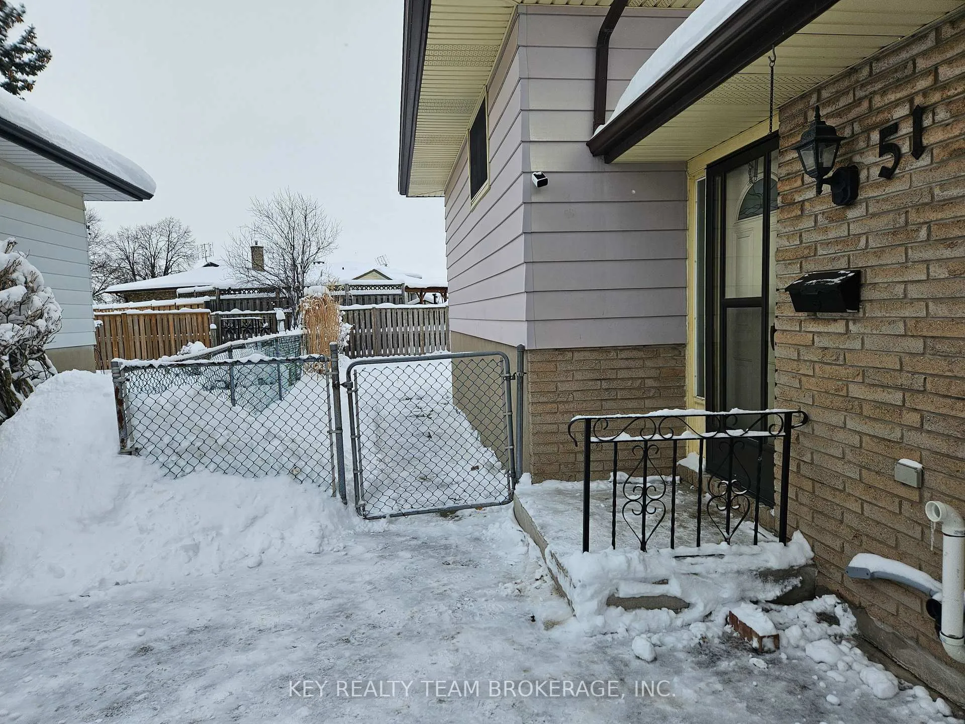 Photo 9 of Unit Unit B, 51 Loraine Drive, St. Catharines, Oakdale — HOMEH