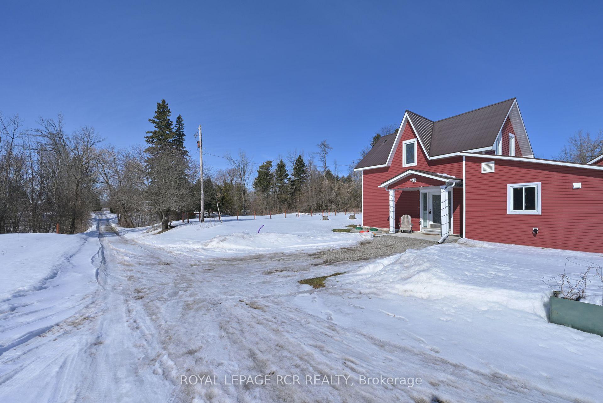 Photo 25 of 6985 County Road 10, Essa, Rural Essa — HOMEH