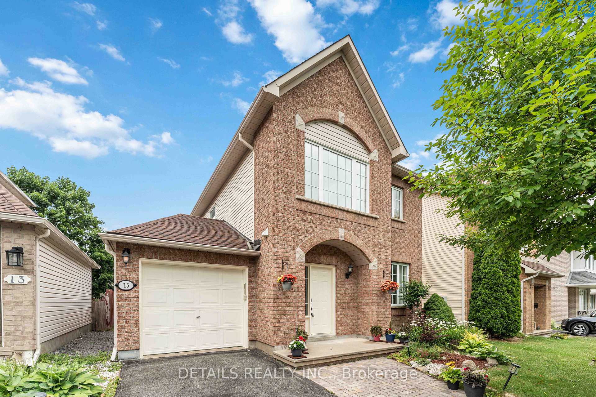Photo 1 of 15 Daybreak Street, Ottawa, Barrhaven East — HOMEH