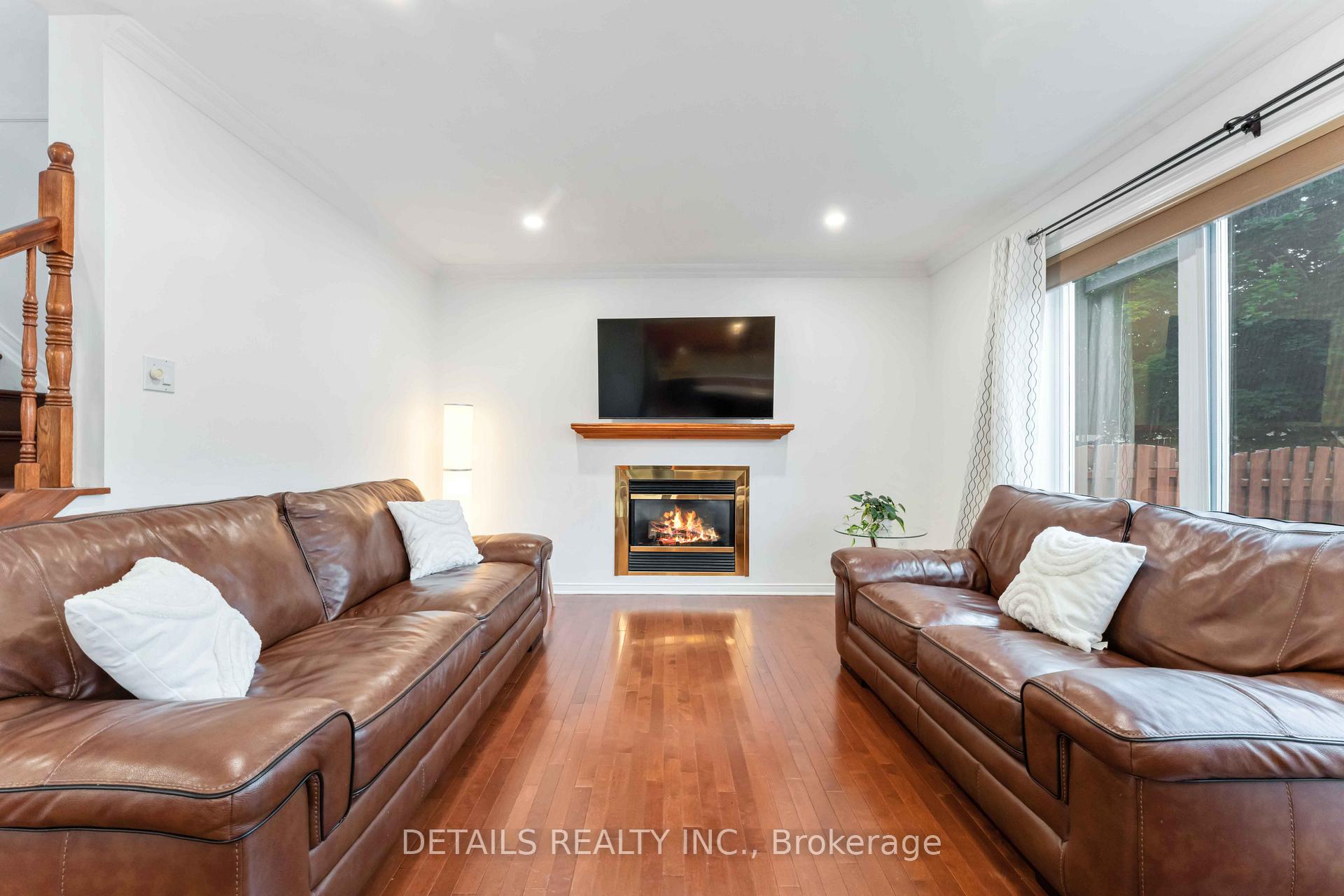 Photo 12 of 15 Daybreak Street, Ottawa, Barrhaven East — HOMEH