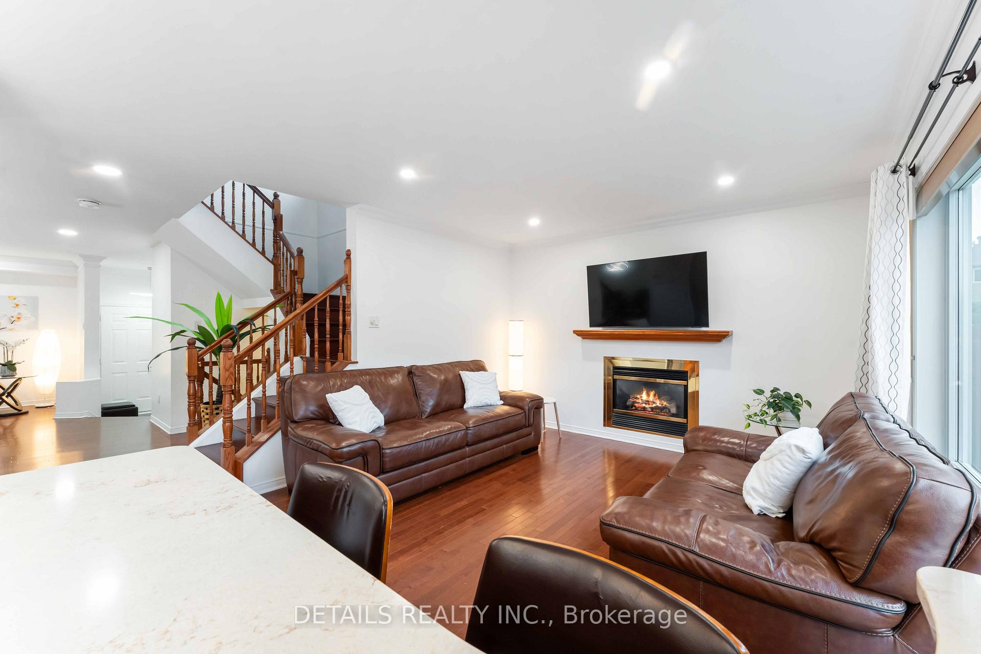 Photo 13 of 15 Daybreak Street, Ottawa, Barrhaven East — HOMEH