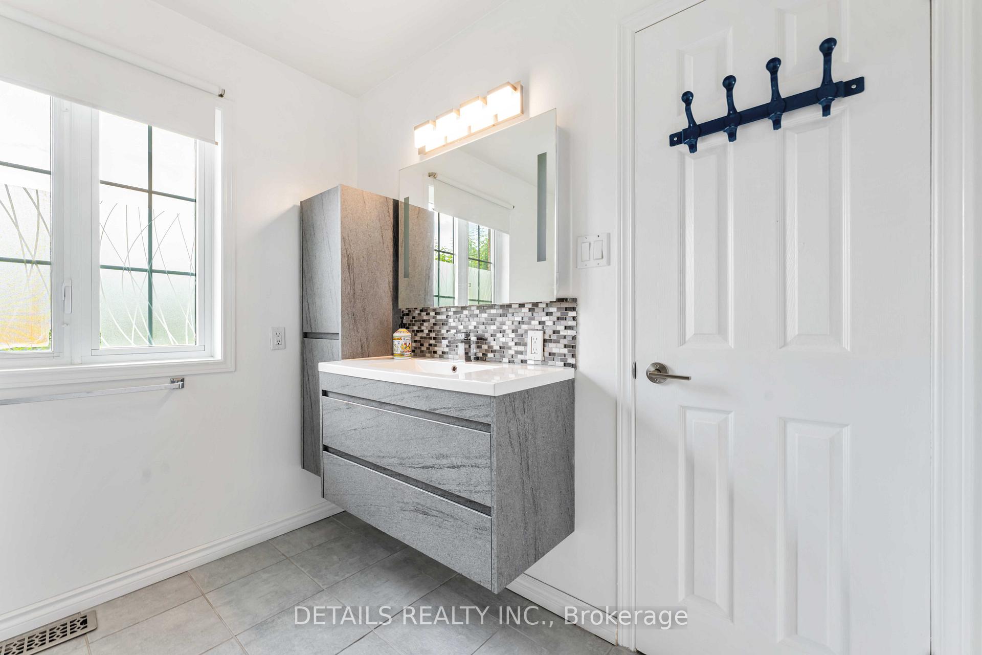 Photo 29 of 15 Daybreak Street, Ottawa, Barrhaven East — HOMEH